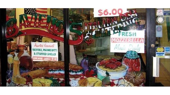 Baviello Italian Deli Picture 10