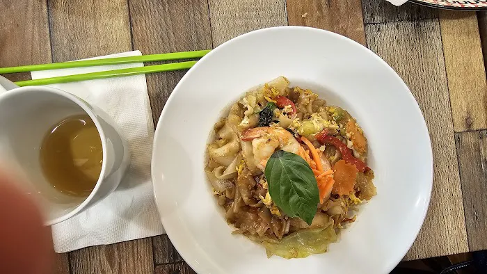 Chok Dee Thai Kitchen Picture 1