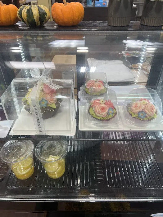 GATEAUX Bakery Picture 7