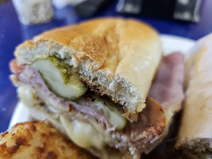 Wally's Bagel Cafe, Northvale Picture 8