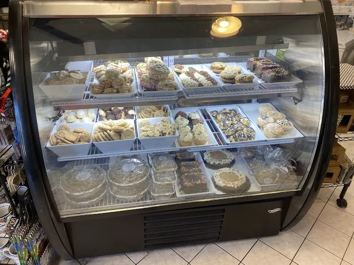 Aunt Mia's Gourmet Cookie & Gift Shoppe Picture 10