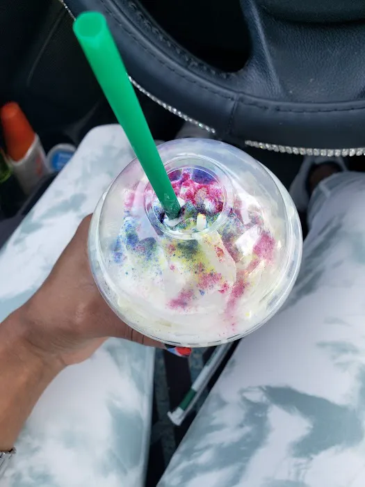 Starbucks Picture 4