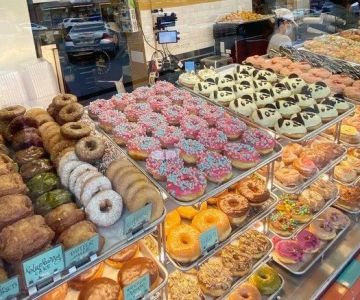 Exploring Donut Shops That Create Instagram-Worthy Designs