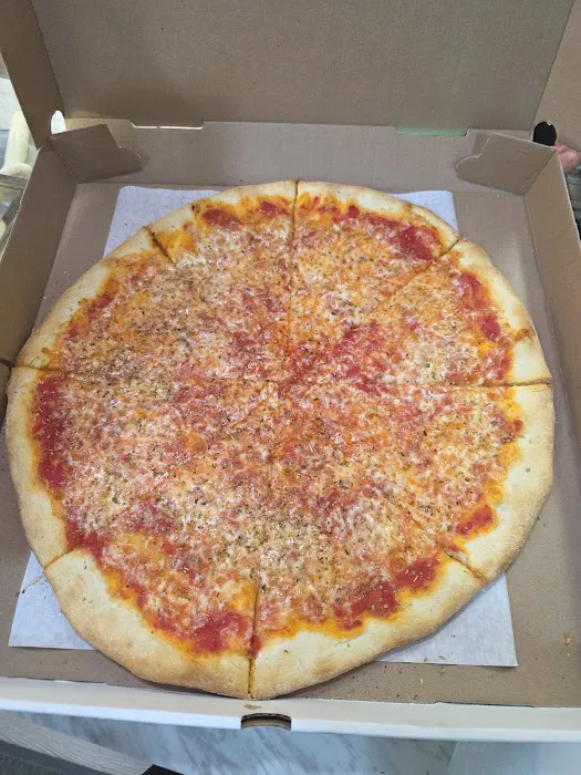 Bob's Thin Crust Pizza Picture 1