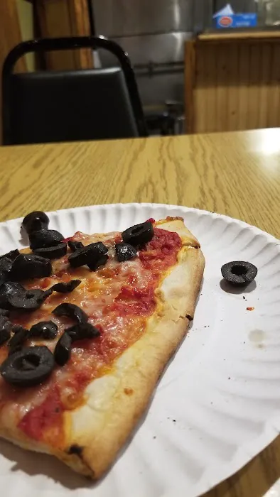 Bob's Thin Crust Pizza Picture 4