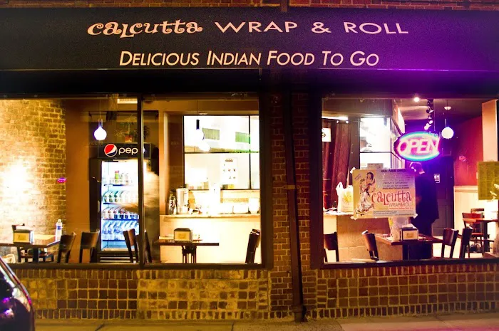 Calcutta Wrap & Roll Picture 3