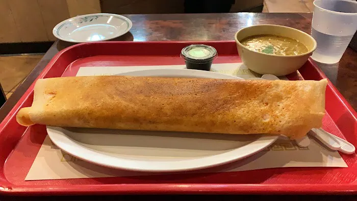Calcutta Wrap & Roll Picture 6