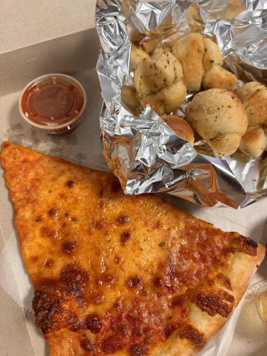 San Gennaro's Pizza Picture 5