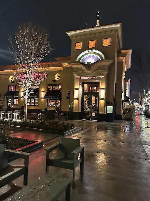 The Cheesecake Factory Picture 7