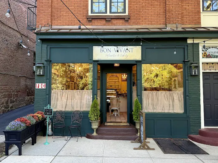 Bon Vivant Patisserie & Cakery Picture 1