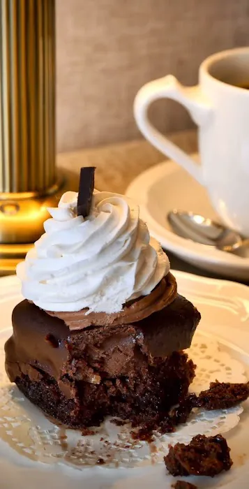 Bon Vivant Patisserie & Cakery Picture 4
