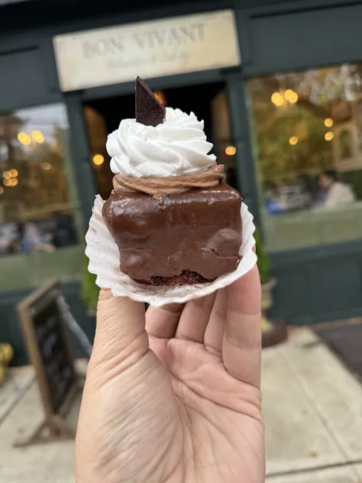 Bon Vivant Patisserie & Cakery Picture 5