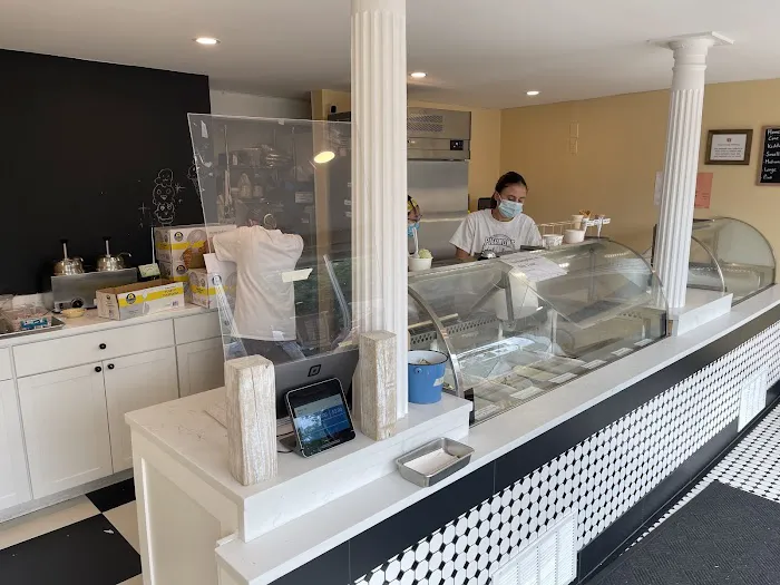 Piermont Creamery Picture 5
