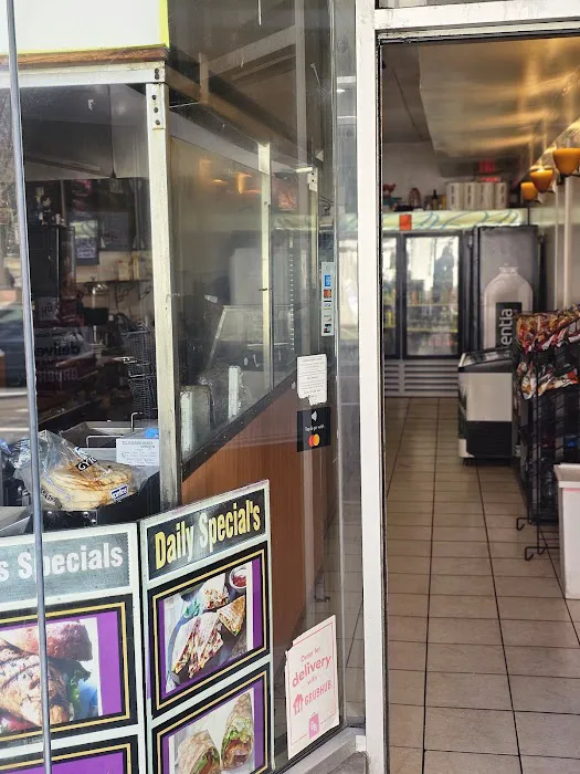 Main Street Gourmet Deli & Grill Inc Picture 4
