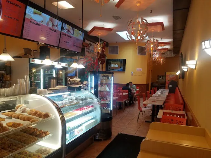 Pantojarse Restaurant & Bakery Picture 6