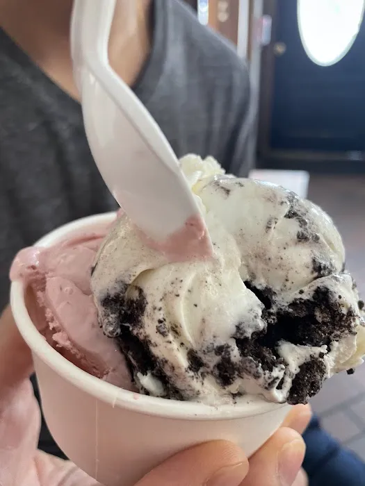 Piermont Creamery Picture 8