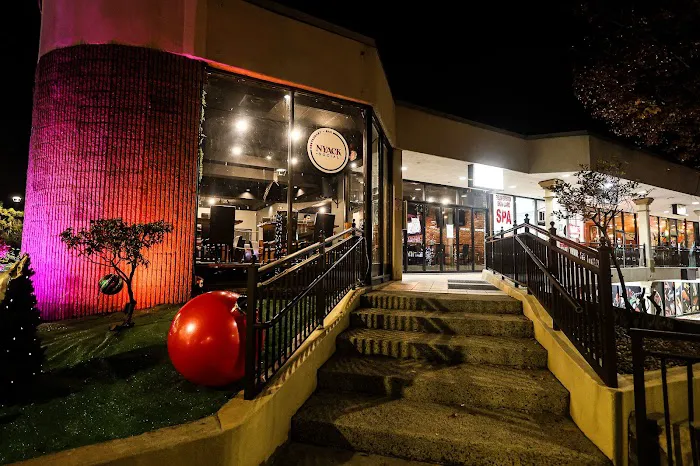 Nyack Social Restaurant Bar Picture 2
