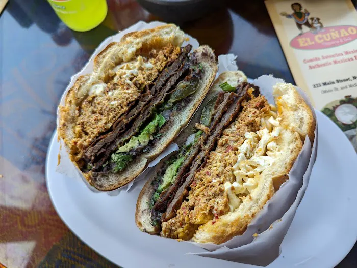 El Cuñao Deli Picture 4