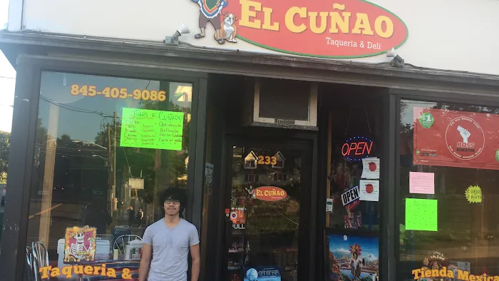 El Cuñao Deli Picture 2