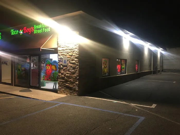 Taco Boys Picture 7