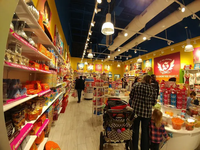 IT'SUGAR Palisades Center Picture 4