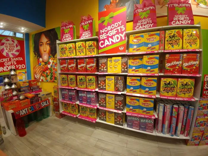 IT'SUGAR Palisades Center Picture 3