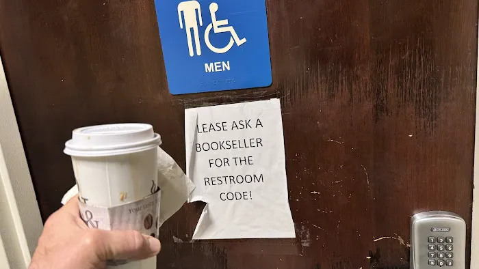 Starbucks Cafe Barnes & Noble Picture 4