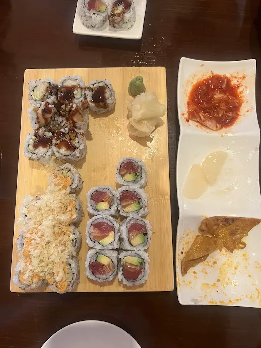 Sushi & Kimchi Picture 3
