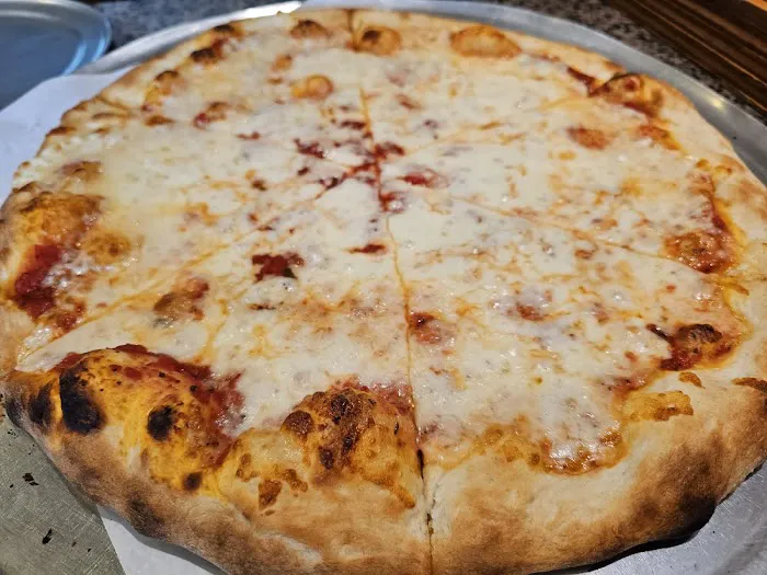 Amici Italian Restaurant & Pizzeria Picture 7