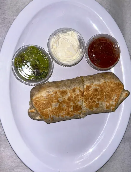 Avispa Food Mart Deli & Bakery Picture 1