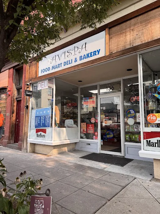 Avispa Food Mart Deli & Bakery Picture 3
