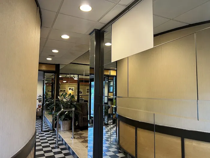 West Gate Restaurant Picture 5