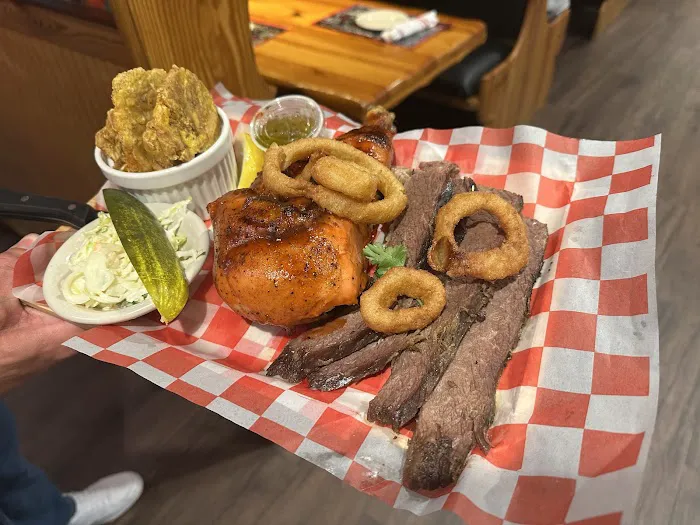 Sammy's Smoke House Picture 5