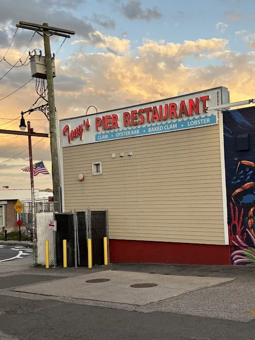 Tony's Pier Picture 9