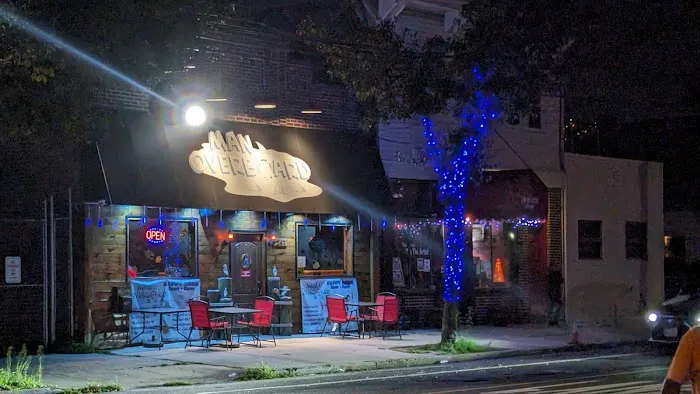 Man Overboard Bar Picture 6