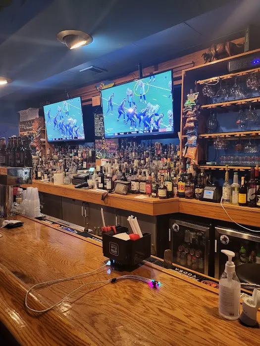 Man Overboard Bar Picture 7