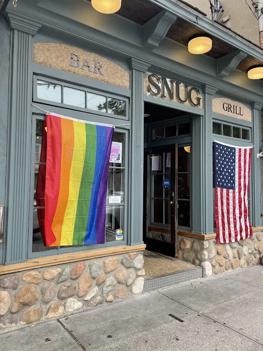 The Snug Picture 4