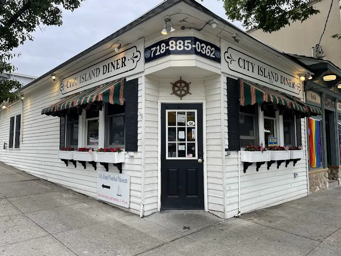 City Island Diner Picture 10