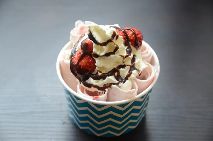 City Island Frozen Yogurt Picture 3