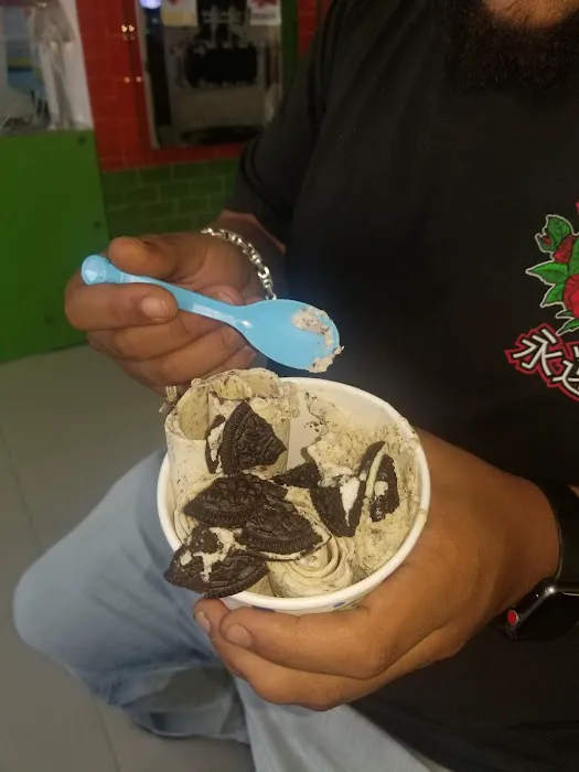 City Island Frozen Yogurt Picture 7