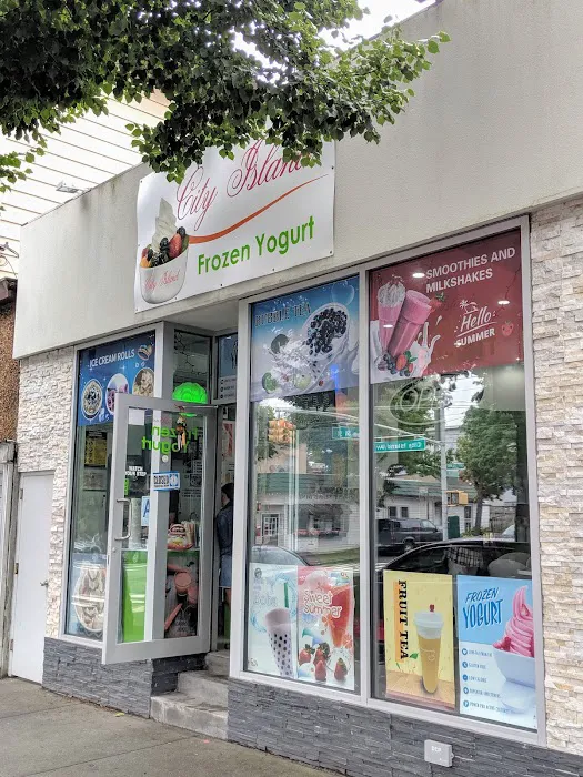 City Island Frozen Yogurt Picture 4