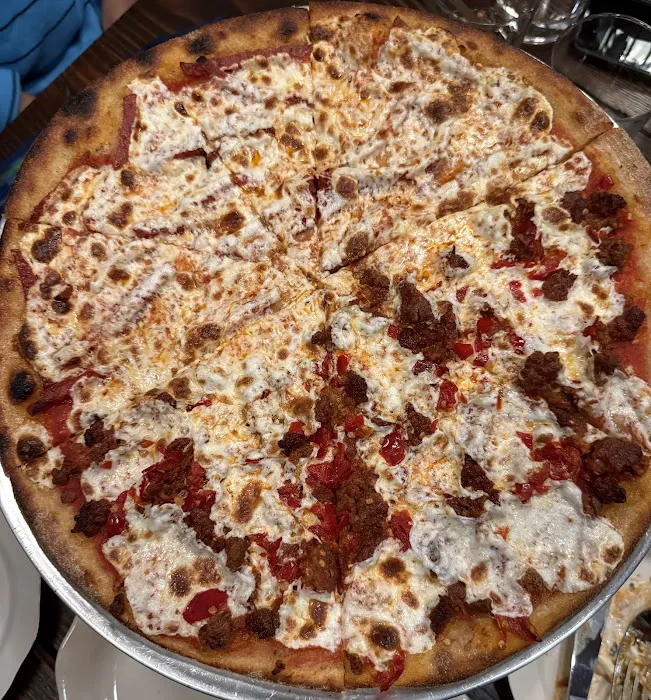 City Island Pizza Company Picture 2