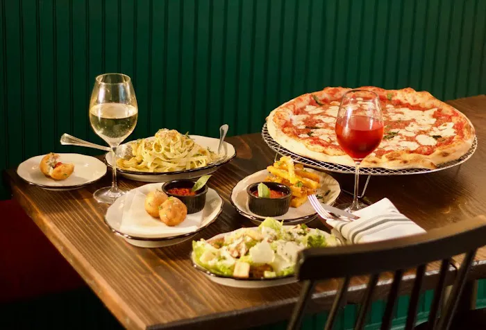 City Island Pizza Company Picture 7