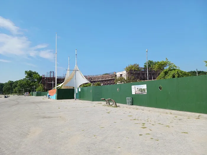 Orchard Beach Snack Bar Picture 7