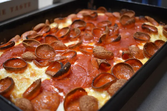 Pizza Side Picture 4