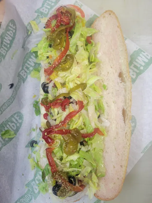 Fresh Hot Pizza & Blimpie Picture 8