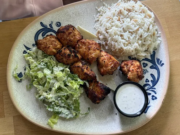 Lulu Mediterranean Grill - Edgewater Picture 7