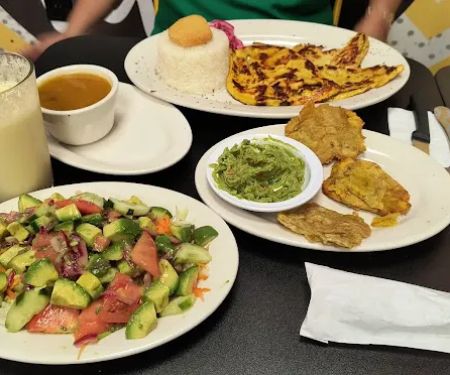 Sabor Y Punto Colombian Restaurant