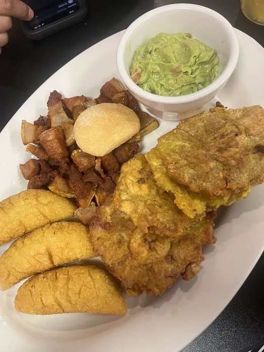 Sabor Y Punto Colombian Restaurant Picture 8