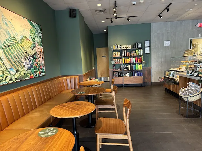 Starbucks Picture 3